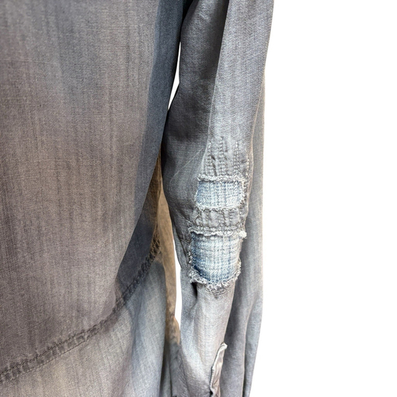 Cloth & Stone Anthropologie Shirt Distressed Chambray Gray Patches Sz. XS - Picture 6 of 12